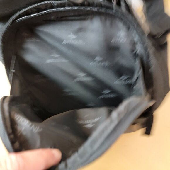 Antigua Brand Duffel Bag - Quality Built Duffel - Perfect for Fitness or Travel - Picture 12 of 16